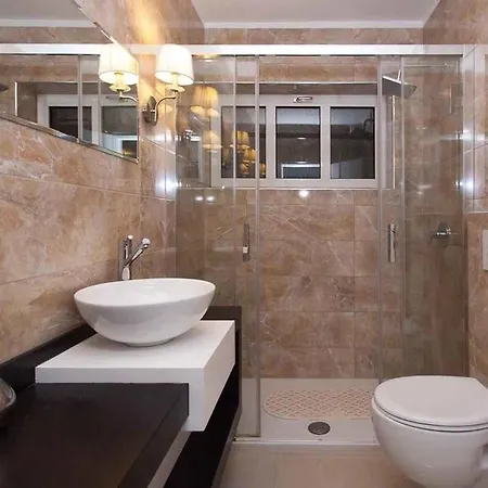 In 34976 * קריקווניצה