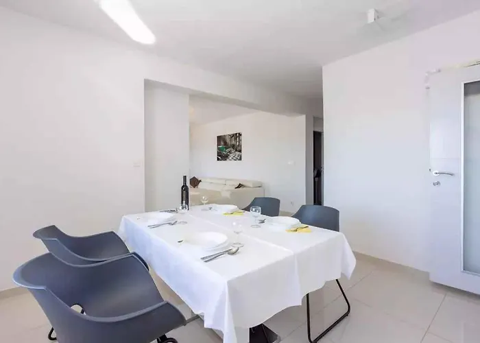 In 34976 Apartamento *
