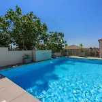 Apartment In 34976
