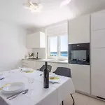 In 34976 Crikvenica