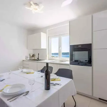 In 34976 Crikvenica