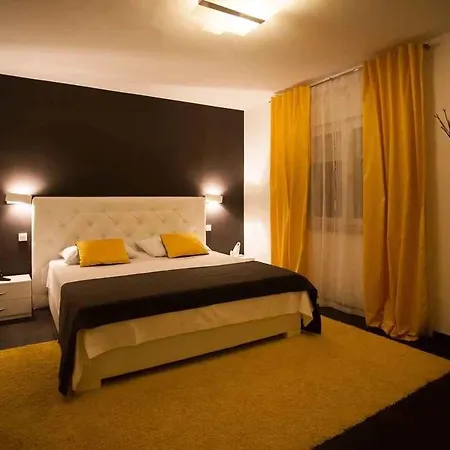 Apartamento In 34976 *